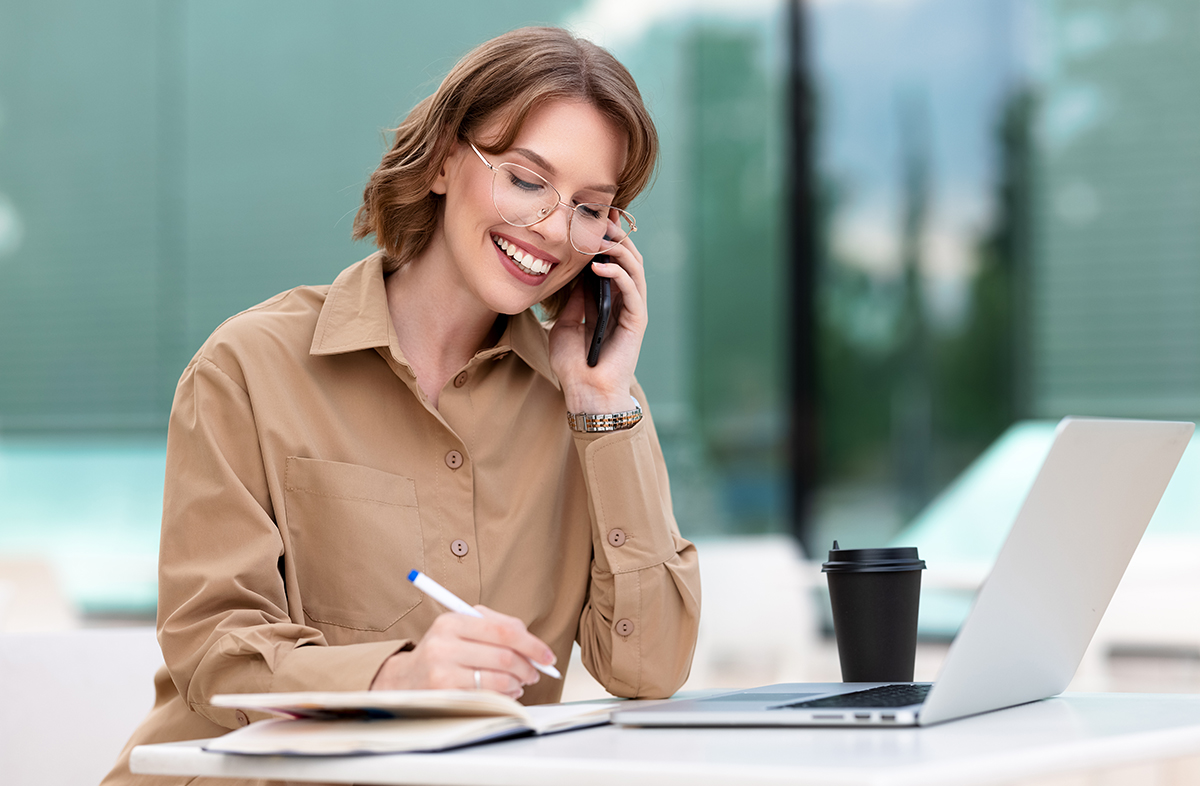 Francia és angol nyelvű - Customer Service Representative